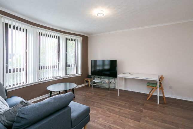 Flat for sale in Carnwadric Road, Thornliebank, Glasgow