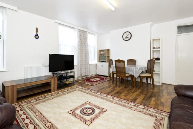 6 Wenlake House, Old Street, London photo 3