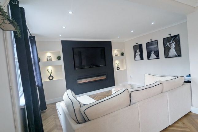 Collwyn Road, Bridgend photo 4
