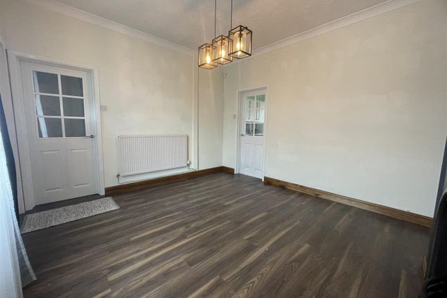 32, Park Road, Nottingham photo 5