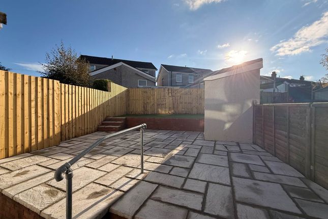 Pencoed Avenue, Cefn Fforest Blackwood photo 3