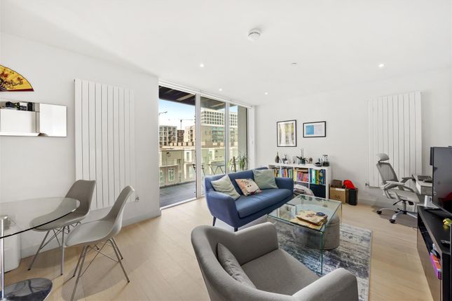 148 Liner House, 2 Royal Wharf Walk - Dy8Cu6Mu6d8N