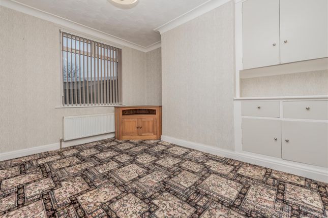 49, Waterloo Lane, Leeds photo 4