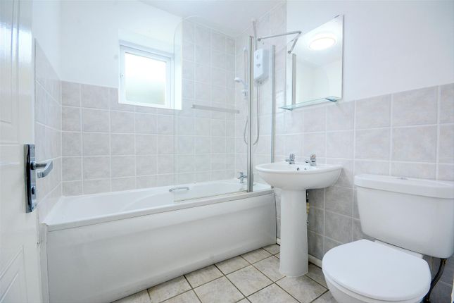 End terrace house for sale in Shilling Way, Long Eaton, Nottingham