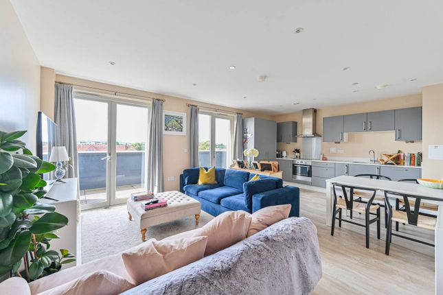 Thumbnail Flat for sale in Carlton Grove, Peckham, London