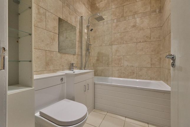Flat 1, 4A, High Street, Leicester photo 5