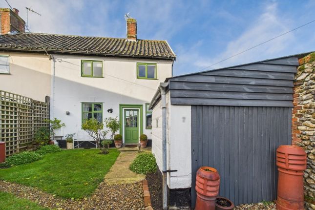 2-bed semi-detached on 7 Old Post Office Court, Harleston, £150,000