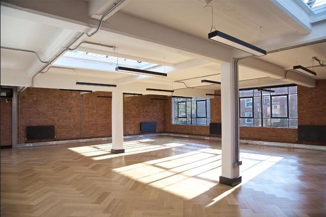 Office to let in Northampton Street, London