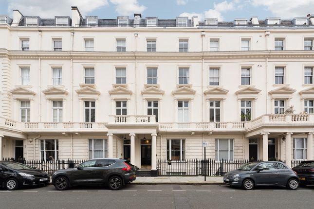 Thumbnail Flat for sale in Randolph Avenue, London