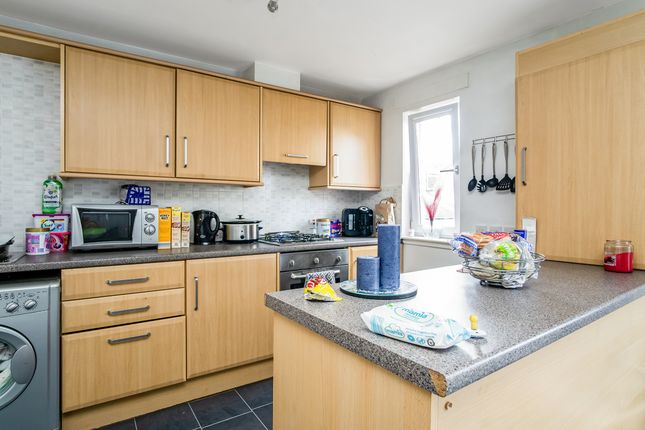 Flat for sale in Willowpark Court, Airdrie