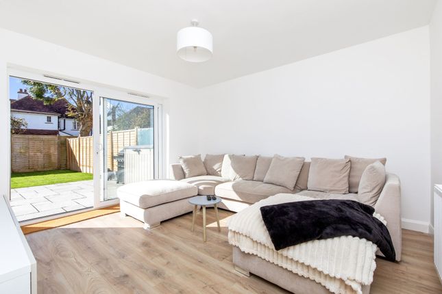 7 The Crescent Manor Road, Littlehampton photo 4