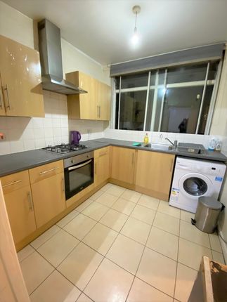 Thumbnail Flat to rent in Tanners Lane, Barkingside, Ilford