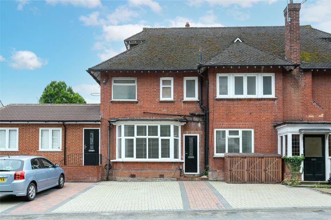 Thumbnail Maisonette to rent in Flat 2 37 Langley Road, Watford, Herts