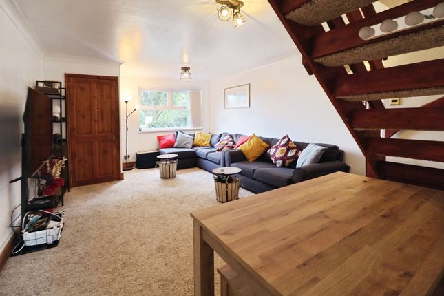 34, Brean Close, Penarth photo 4