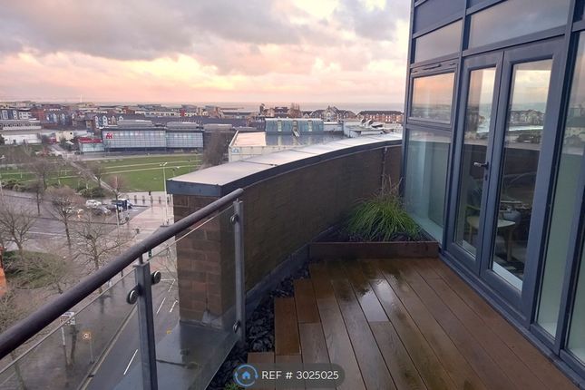 Apartment, Excelsior Princess Way, Swansea photo 4