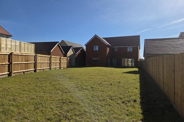 14, Skylark View, Biggleswade photo 4