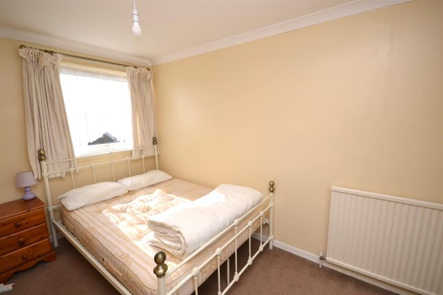 End terrace house for sale in Lilac Way, Basingstoke