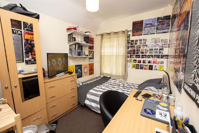 21, SELLY HILL ROAD, BIRMINGHAM photo 4