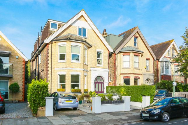 Flat for sale in Wilbury Avenue, Hove, East Sussex