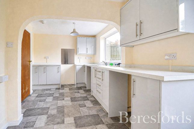 36, Lawlinge Road, Chelmsford photo 4