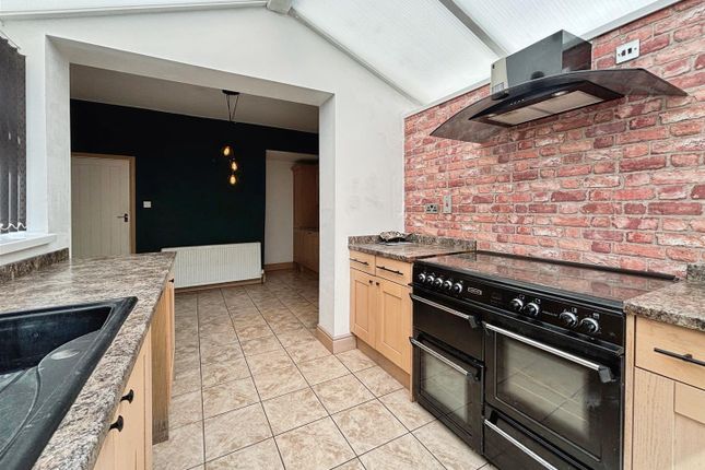 24, Oakdale Avenue, Wibsey photo 4