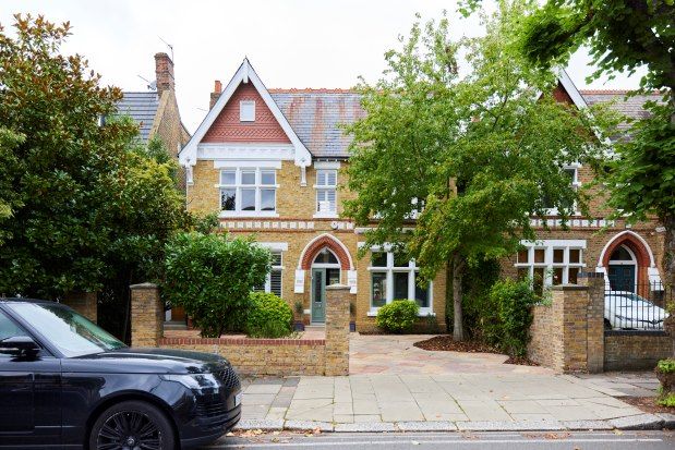 Thumbnail Detached house to rent in Woodville Road, London