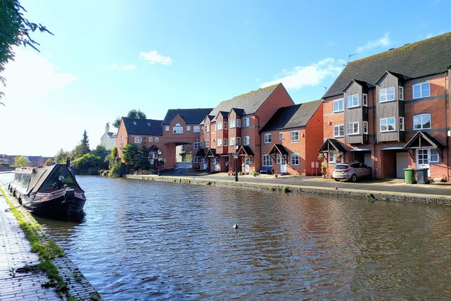 Thumbnail Town house for sale in Parkes Quay, Stourport-On-Severn