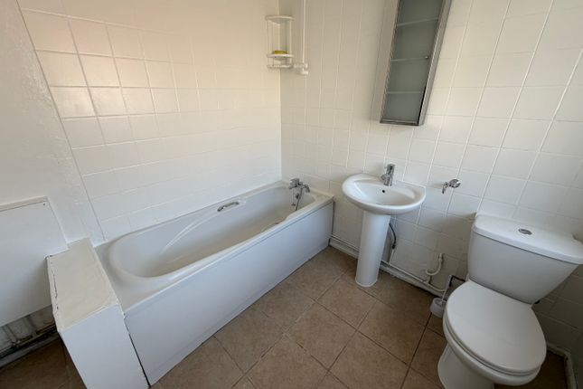 357, Dudley Road, Wolverhampton photo 5