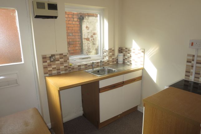 4, Love Lane, Nantwich photo 3