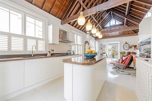 19 Normansfield Court, 22, Langdon Park, Teddington photo 4