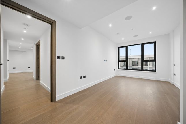 Apartment 1506,, One Linear Place, London photo 4