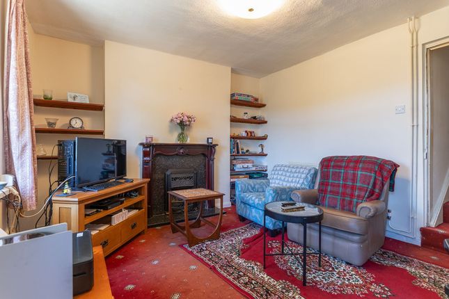 1 Greenfield Cottages New Road, Pontypool photo 4