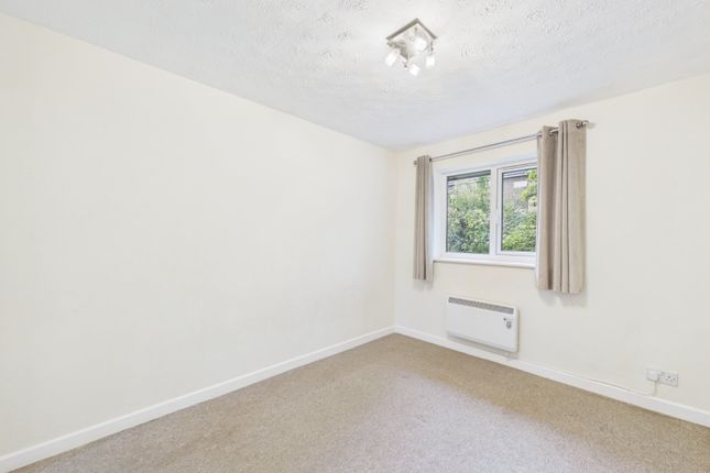 London Road, Buckinghamshire photo 5
