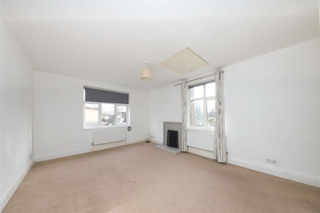 4, 167, Park Avenue, Ruislip photo 2
