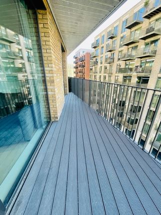 Flat for sale in Mercier Court, 3 Starboard Way, Royal Wharf