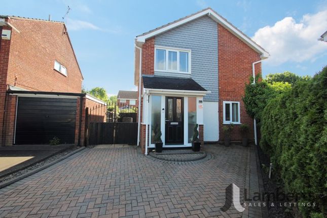 Thumbnail Detached house for sale in Meriden Close, Winyates Green, Redditch