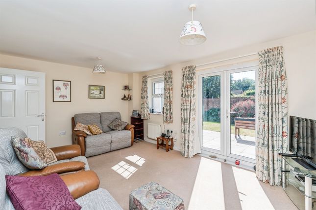 4b, Oatlands, Romsey photo 2