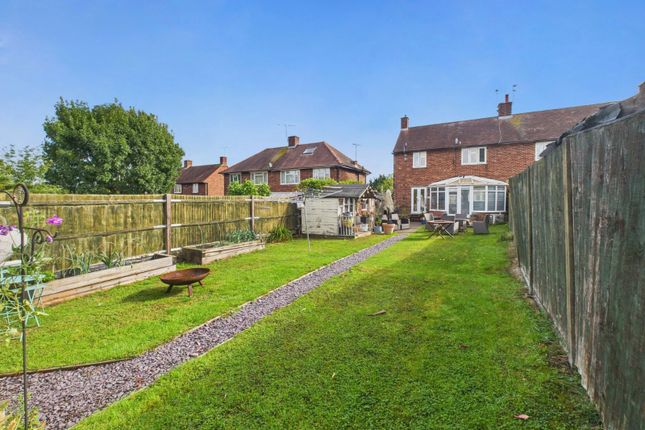 175, Clewer Hill Road, Berkshire photo 4