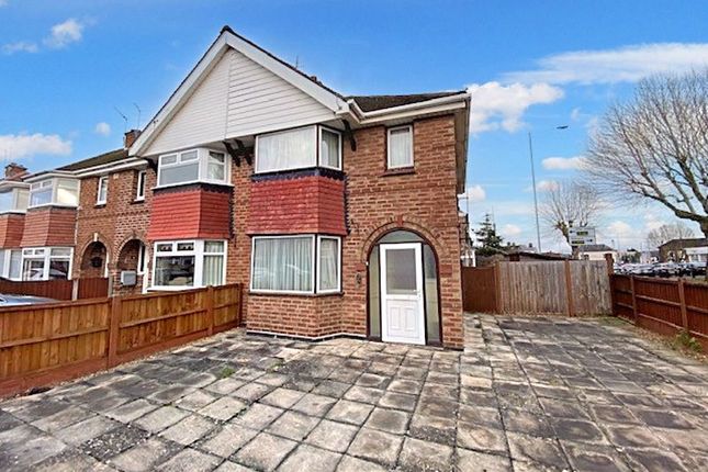 End terrace house for sale in Graham Road, Worcester