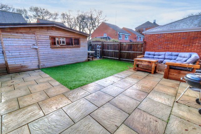 9 Philps Close, High Wycombe photo 4
