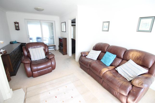 55, Pondfields Drive, Leeds photo 4