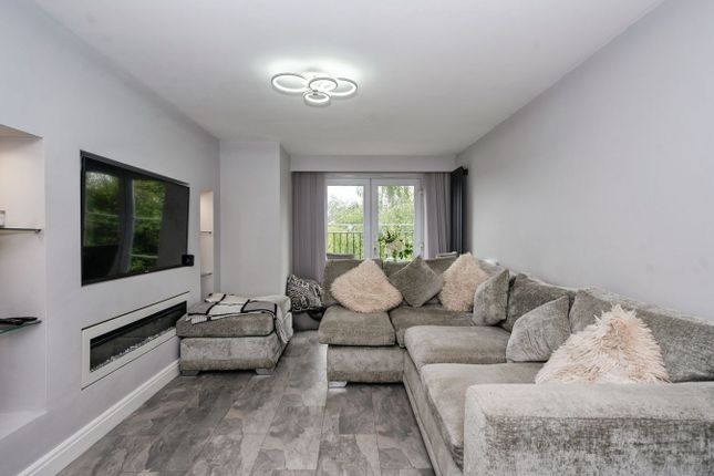 7, St Michaels View, Widnes photo 3