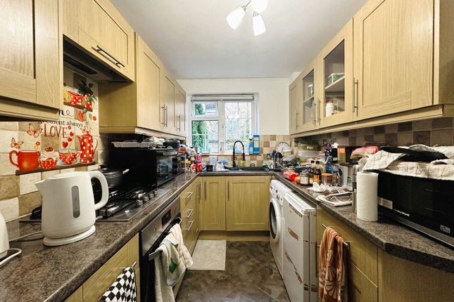 Flat 1, Lavinia Court, 17, Oaklands Road, Bromley photo 2