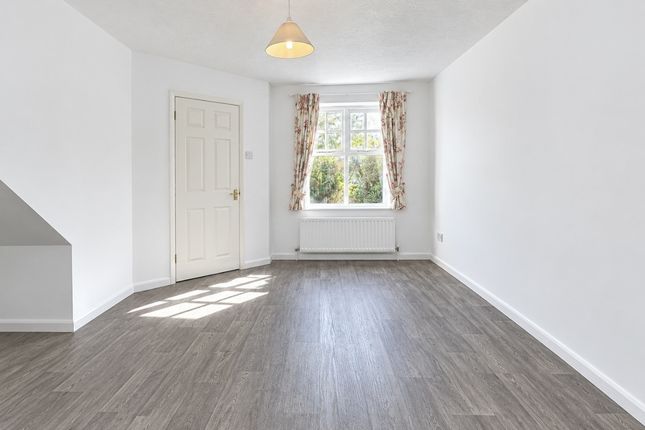 61, Douglas Place, Milton Keynes photo 2