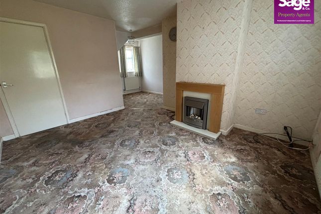 38, Maendy Way, Cwmbran photo 3