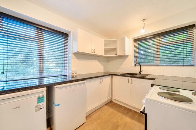 Sherwood Road, Tunbridge Wells photo 4