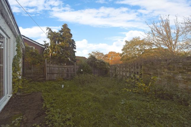 Link-detached house for sale in Crusader Gardens, Croydon