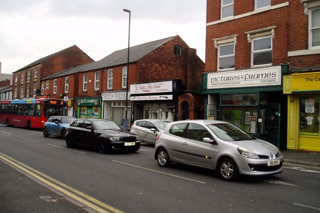 Retail premises to let in Stafford Street, Walsall