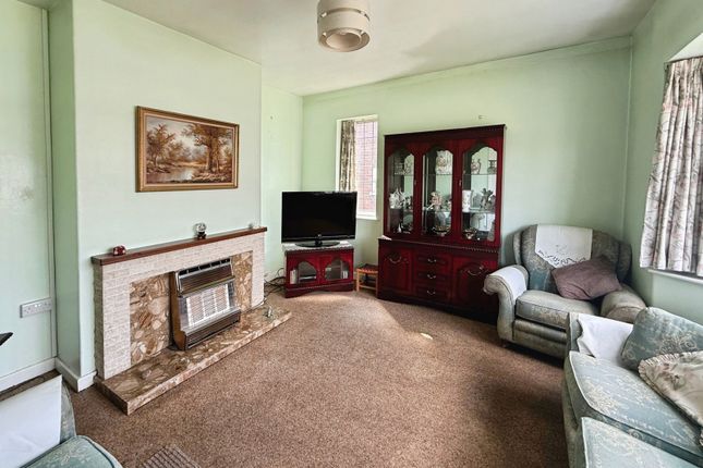 68, Salisbury Avenue, Cheshire photo 2