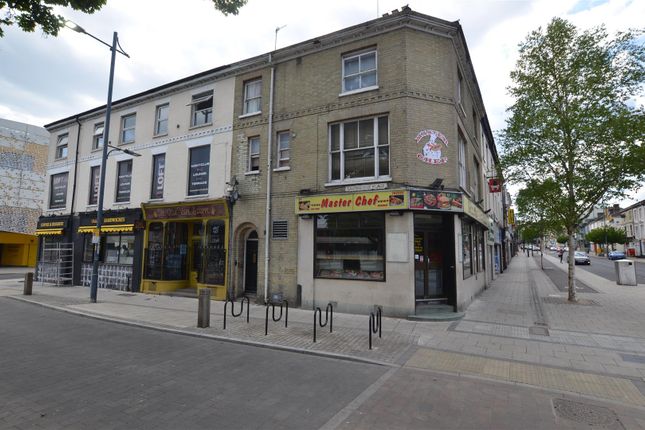 Flat to rent in William White Place, Gas Hill, Norwich